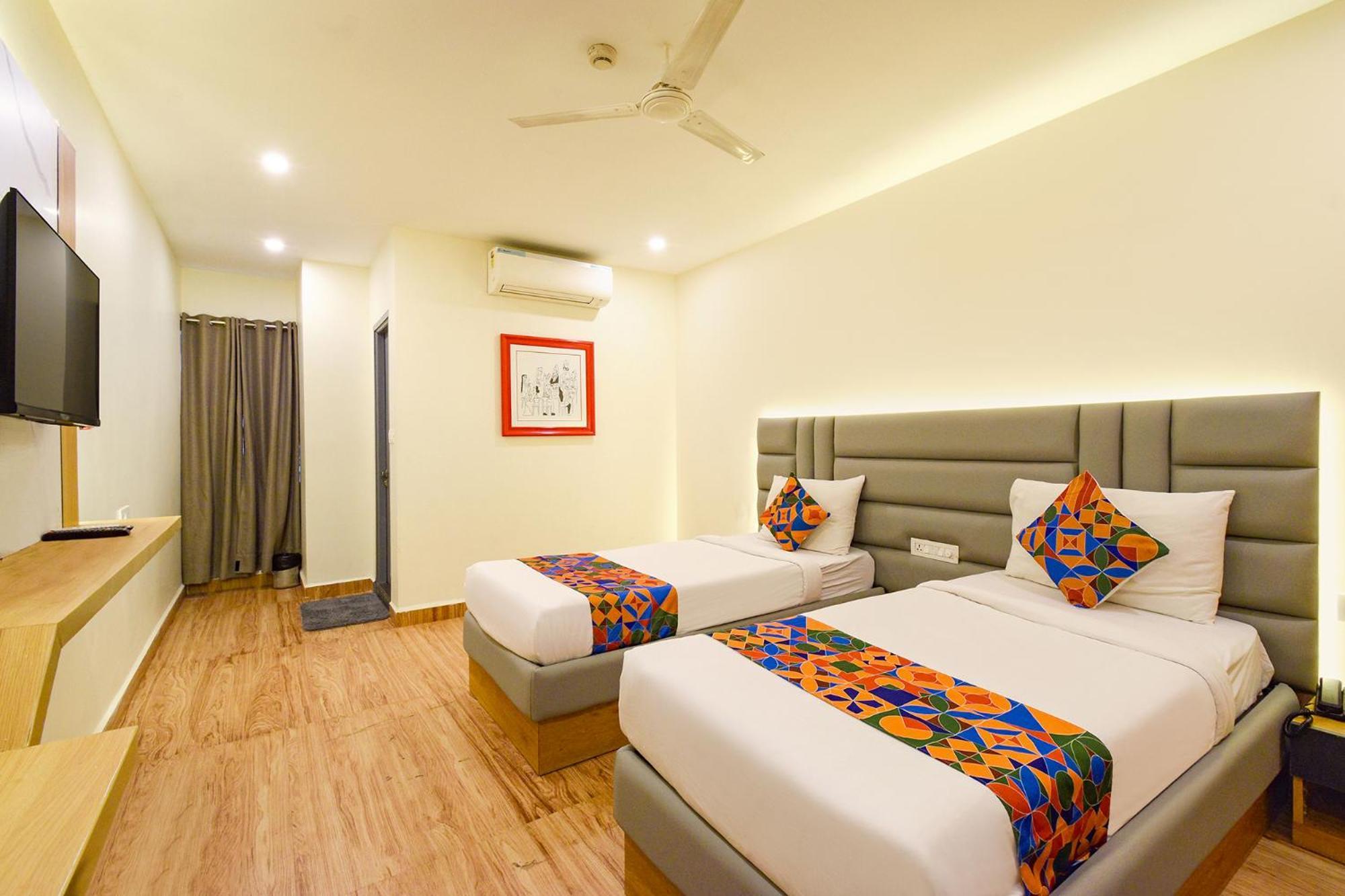 Fabhotel White Ridge - Kondapur Kondapur  Luaran gambar