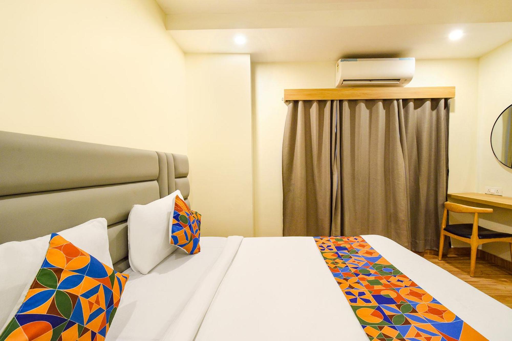 Fabhotel White Ridge - Kondapur Kondapur  Luaran gambar